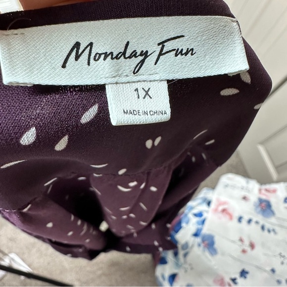 Women's Purple Printed Top ❄️ - Picture 2 of 2